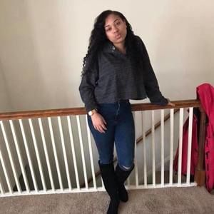 Meet your Posher, Shaee